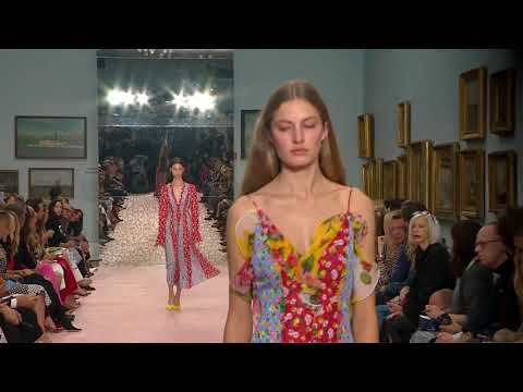 He Cong 贺聪 Carolina Herrera Spring Summer 2019 NYFW