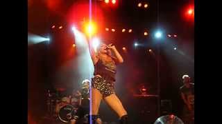 Ke$ha - Gold trans am @Trianon Paris 16/07/2013