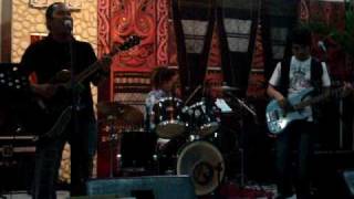 Download lagu Taringot ahu Live concert - Tongam Sirait and friends mp3 Download lagu Taringot ahu Live concert - Tongam Sirait and friends mp3