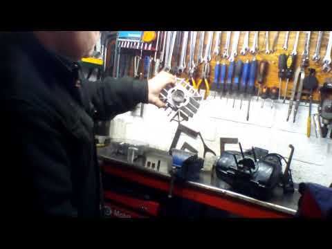 Fitting a Tomos A35 performance cylinder kit to a Tomos A3