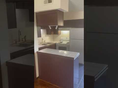 2504 N Hudson ($0 Renew Fee) property video