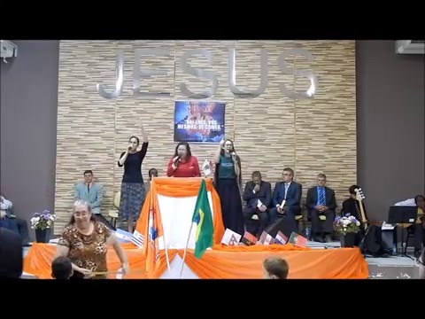 Confraternização de Missões- Cantando Irmãs Silvana ,Fabiana e Daliane