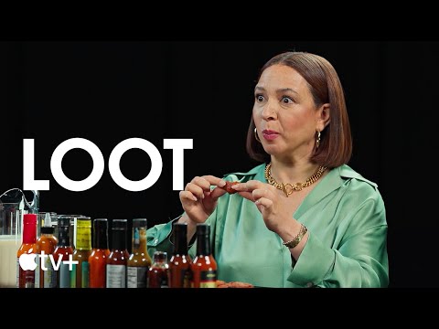 afbeelding Molly Wells on Hot Ones