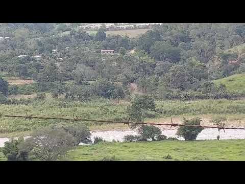 CasaQuebrada.com Rio General view from our calle/road