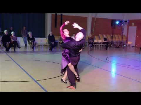 Tangoteatteri Kiuta, Liljankukka by Toivo Kärki