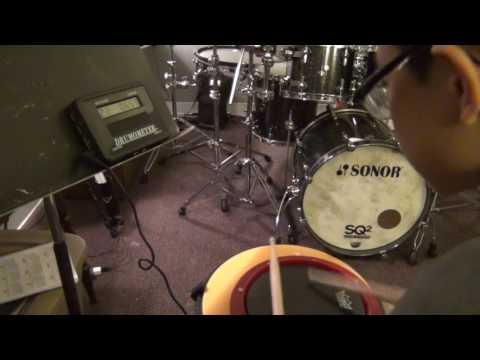 World's Fastest Teenage Drummer?  16 year old gets 1,002 on the Drumometer in 60 seconds!!!