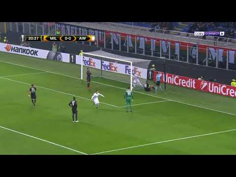 ‫A mistake you would not expect from Leonardo Bonucci