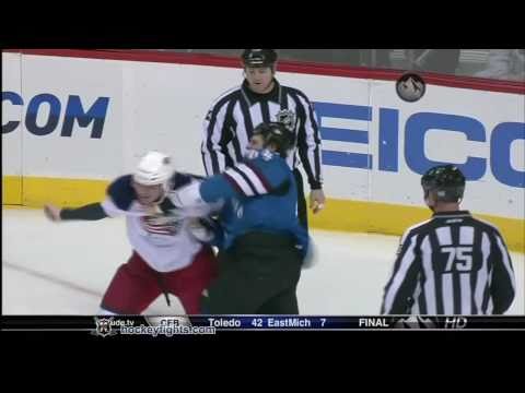 Derek Dorsett vs Ryan Wilson Oct 30, 2010 - Altitude feed