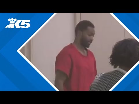 Macklemore robbery suspect pleads not guilty