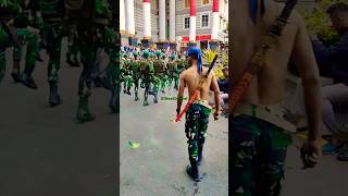 Download lagu Luar Biasa 🔥 Taruna Ganteng AAU Akademi Angkatan Udara Dan TNI #drumband #aau mp3