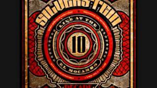 Silverstein - Fist Wrapped In Blood (Live)