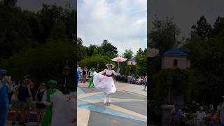 Mary Poppins Dances! 🤗 Jolly Holiday #disneyland #disney #marypoppins #jolly #summer #2023