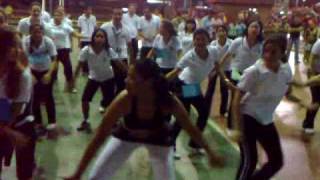 preview picture of video 'Bailoterapia Urbe Abril 2009 (audio Muy Bueno)'