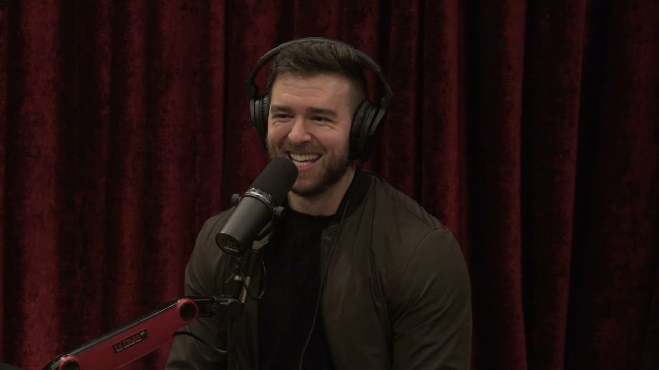 Joe Rogan Experience #1744 - Derek from More Plates More Dates