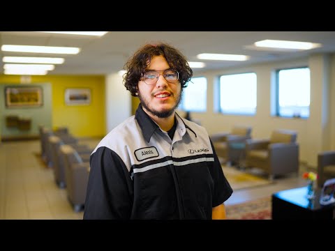 Service Technician  Alex Villanueva