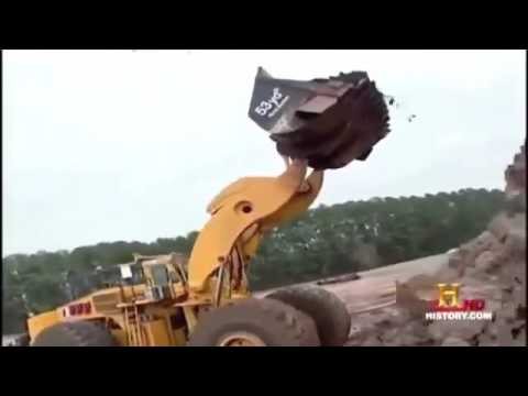 LeTourneau L 2350   The biggest earth moving machine