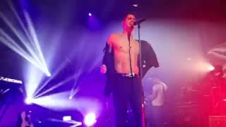 SoMo performs We Can Make Love in Chicago