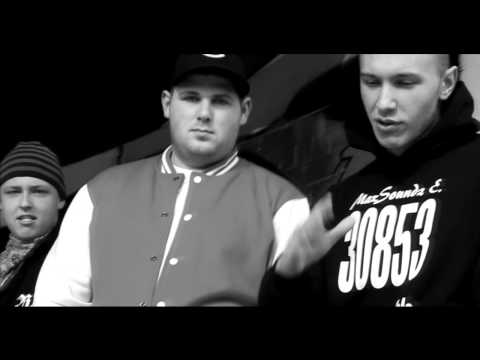 LION Inaccesible - Leben an der Bedrohung