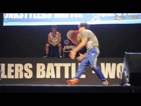 2014 Funk Stylers World B BOY Final TAISUKE vs BLOND