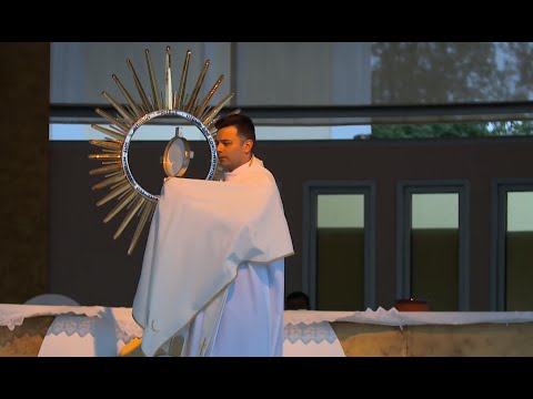 Adorazione Eucaristica - Međugorje - Giovedì 13 Maggio 2021 - fra Zvonimir Pavičić