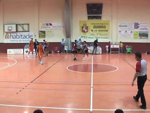 EBA J10 "D": Etiquetas Macho Moron 72 - 67 C. A. M. Enrique Soler