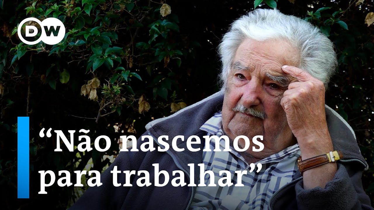 Mujica reflete sobre evolução humana e diz que celular não é o problema