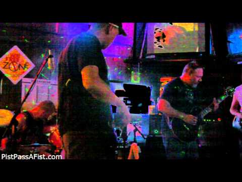 Remember Pretender - Pist Pass-A-Fist (with Wally) - 20120811
