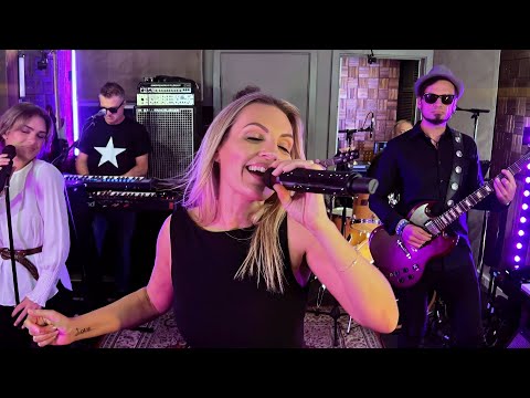 Can't Fight the Moonlight - Full Live Band Arrangement | Sing It Live