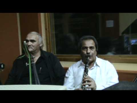 Νυστάξαν τα ματάκια-Δεν είναι κανα χριστιανός