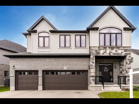 31 River Ridge Street, Breslau Home for Sale - Real Estate Properties for Sale