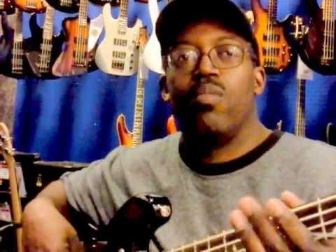 AMPEG BA-115 Bass Amp -  maxproud channel