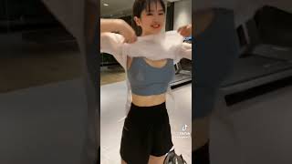 コメント失礼いたします。購入を考えているのですが、こちらの商品はお値下げ可能でしょうか？ #おすすめ #shorts #メルカリ #スポーツブラ #運動 #スポーツ #スポーツジム #汗 #女性