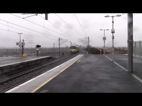 Iarnród Éireann Irish Rail DART 8100 EMU 8106 departs Clongriffin Station
