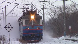 preview picture of video 'ЧС2К-554/572 с поездом Нижний Новгород - Новороссийск'