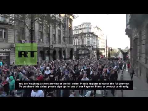 Serbia: Thousands of anti-gay protesters flood Belgrade streets