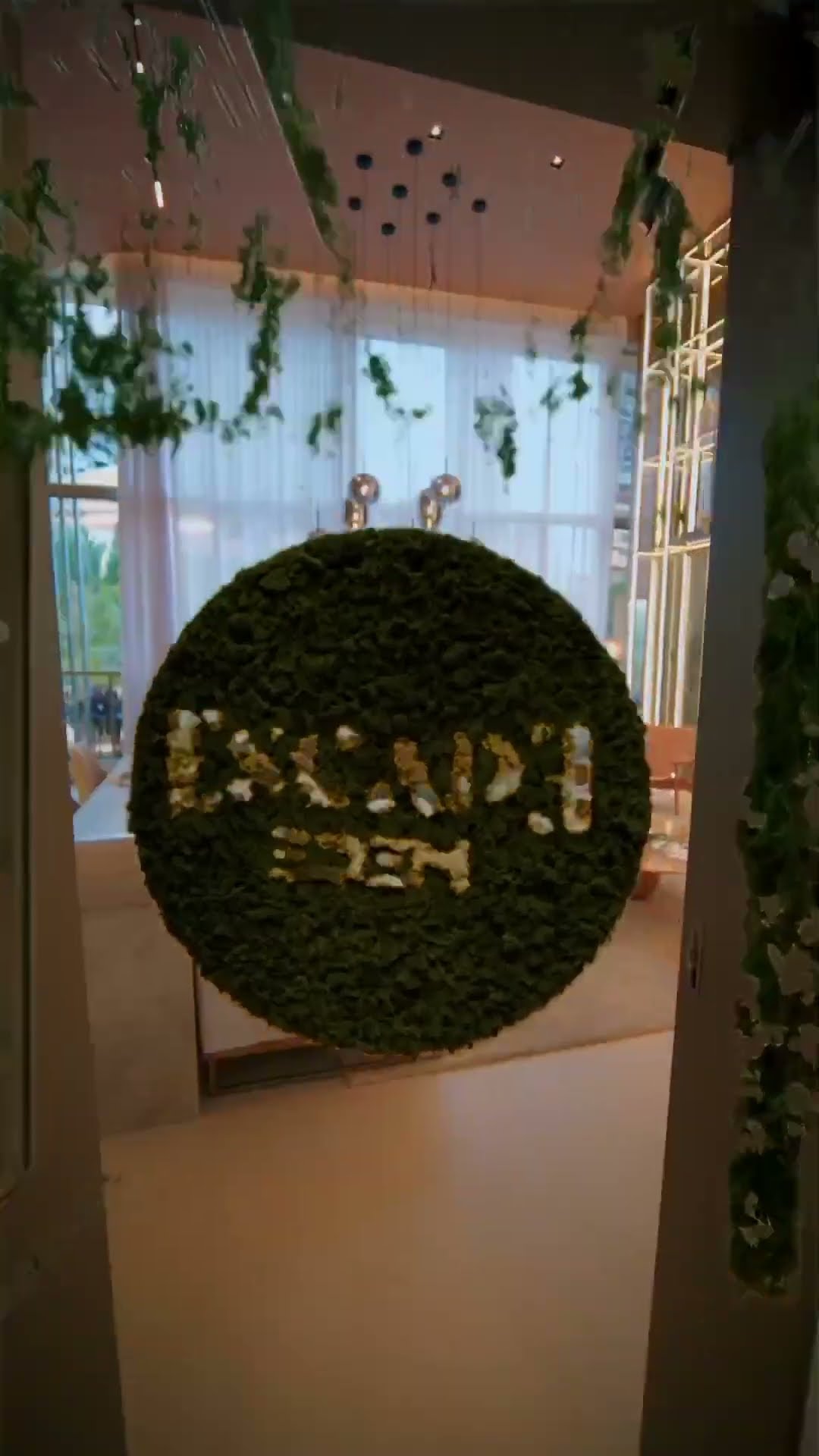 Escape Eden: Venha se surpreender com o decorado e faça parte desse legado #shorts
