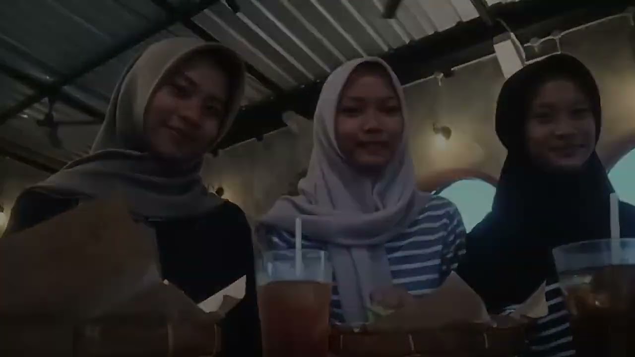 "Food and Place Review"