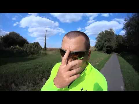 Darázscsípés kerékpározás közben, halántékon