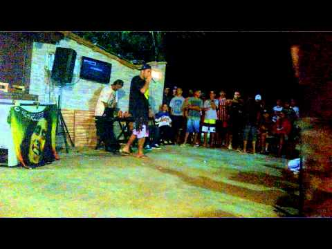 Leoni Mc ao vivo no Açaí da Praia (Rap Capixaba)