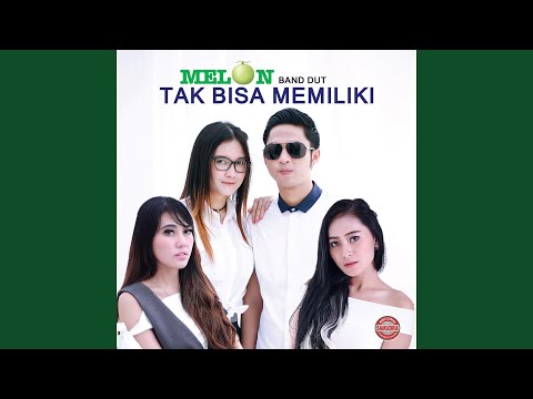 Hitam Duniamu Putihnya Cintaku