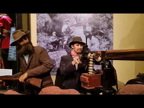 Flying Kiwis visit the NZ Army Museum / Kiwi Summer Road trip!