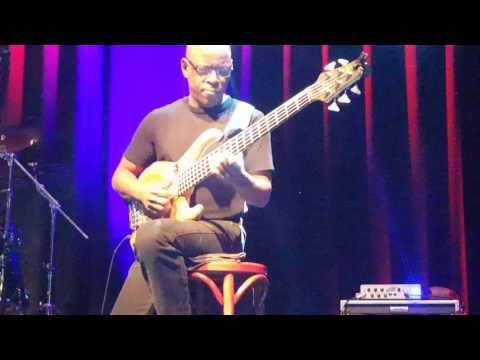 Scott Ambush Spyro Gyra Bass solo