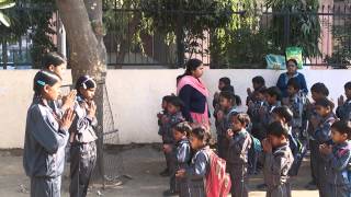 preview picture of video 'free education on footpath in panchkula Haryana.'