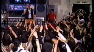 Jeremy Jordan Singing to Fans in Japan