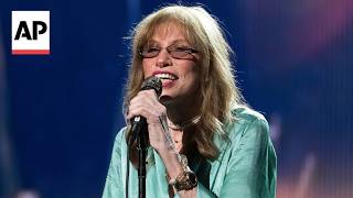 Carly Simon has been diagnosed with Parkinson’s disease