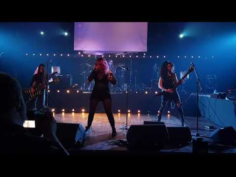 Slave to Sirens - Terminal Leeches (Live)