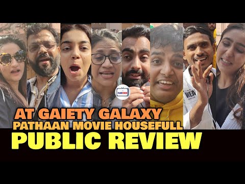 Pathaan PUBLIC REVIEW At Gaiety Galaxy | Housefull Show 🔥 | Shah Rukh Khan, Deepika, John