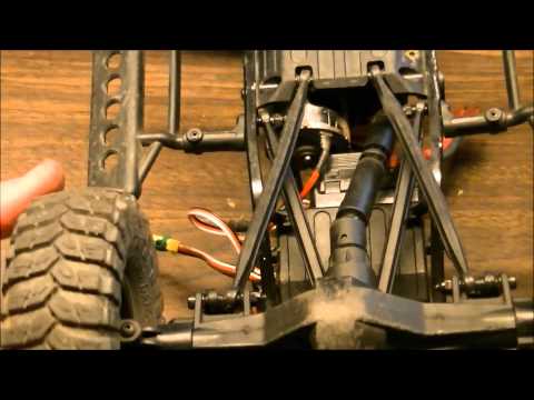 SCX10 Dead Bolt Gets Front 4 Link Setup