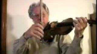 How to Hold a Violin Bow-Sample Video from Violin Master Pro