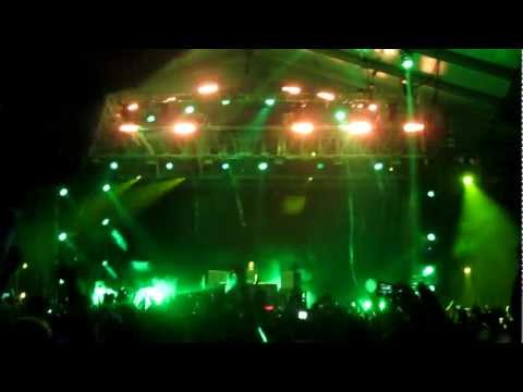 David Guetta - Avicii & Gotye Mashup (Live @ Coachella Weekend 2 in Indio, Ca 4.21.2012)